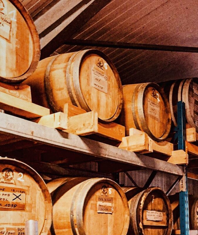 tonneau de cidre à la cidrerie cozmezou